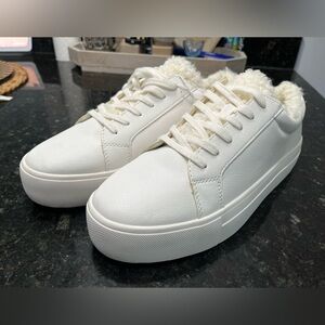 American Eagle Outfitters Cream Faux Fur Lined Sneakers